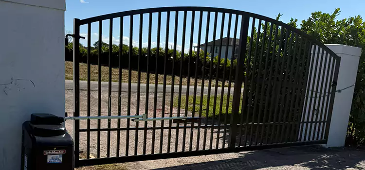 Driveway Fence Repair Bountiful